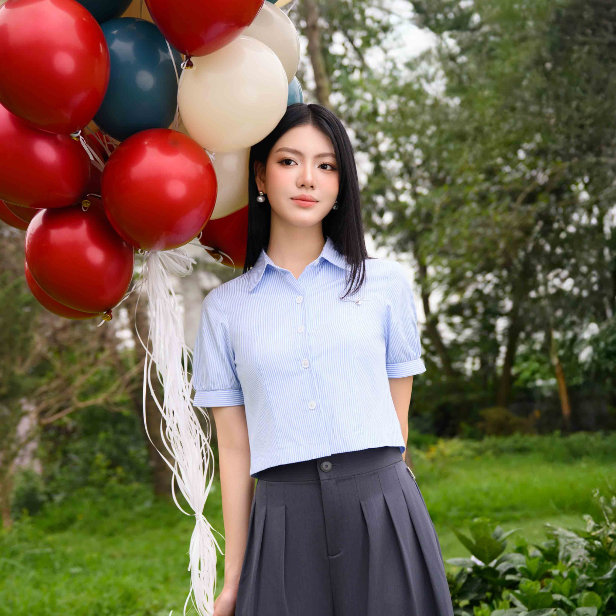 Classic Blue Pinstripe Cotton Blouse – Elegant Short Sleeve Button-Up Shirt