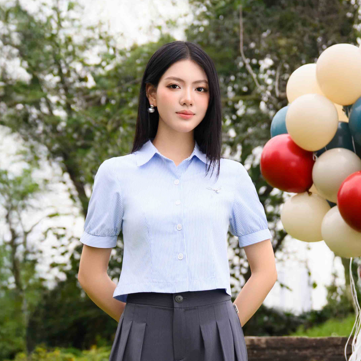 Classic Blue Pinstripe Cotton Blouse – Elegant Short Sleeve Button-Up Shirt