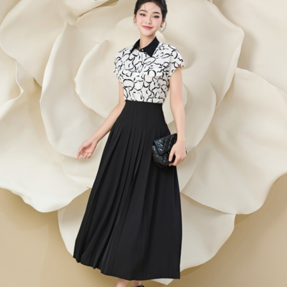 Elegant High-Waist Pleated Maxi Skirt – Classic Flowing A-Line Skirt