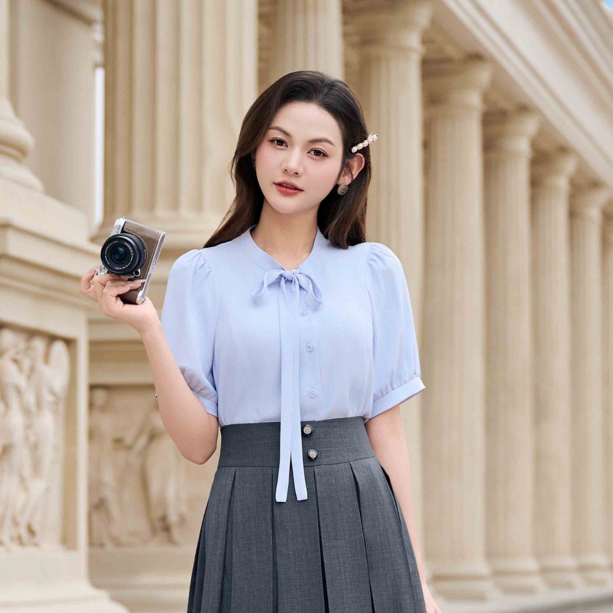 Elegant Textured Silk Bow Blouse – Soft Short Sleeve Feminine Tie-Neck Top